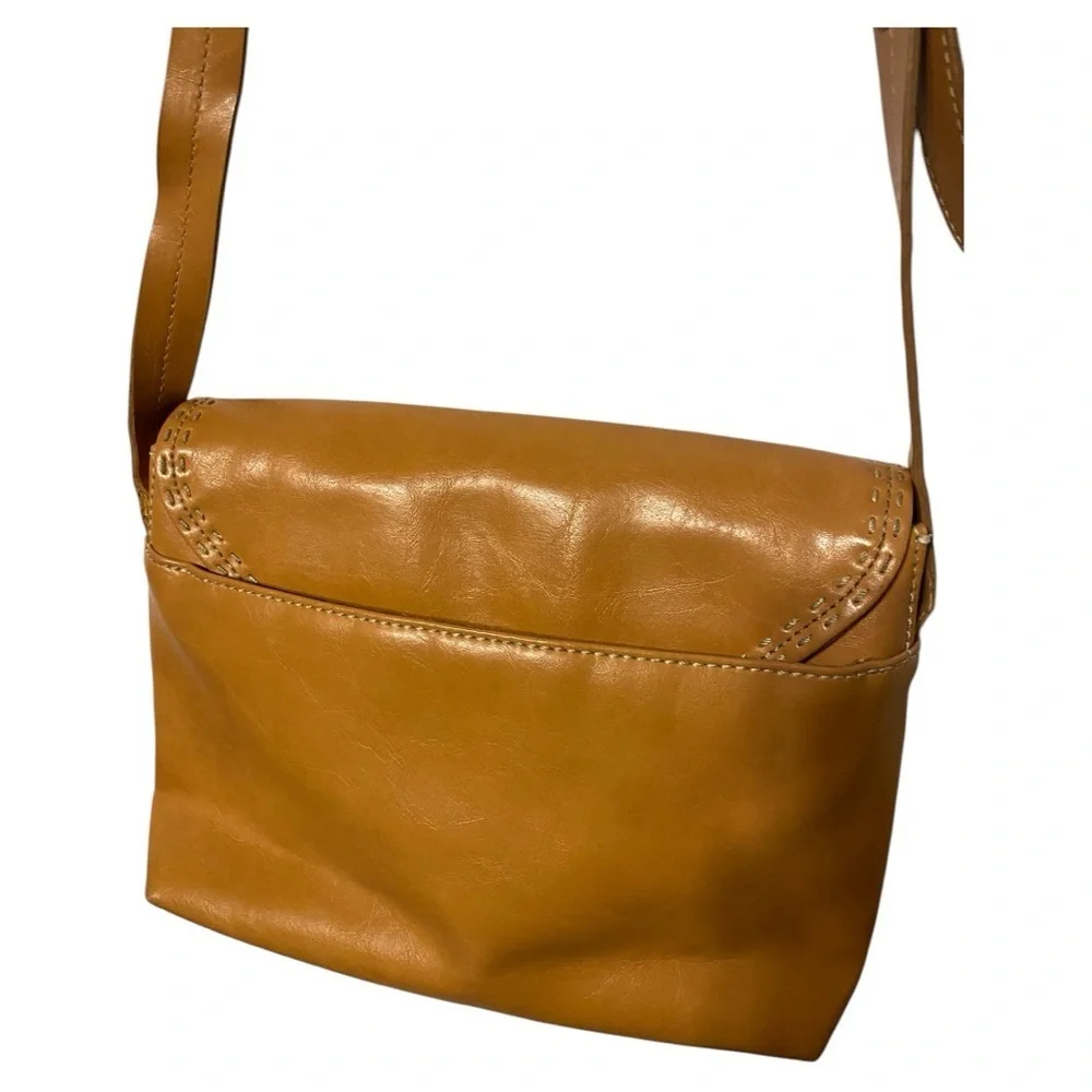 Tan Shoulder Purse Flap Over with Pockets Relic Vintage - Picture 6 of 10